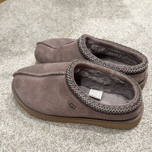 UGG Tasman Slipper